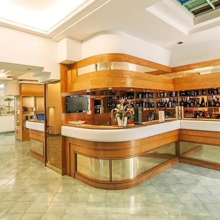 Отель Regina Palace Terme Искья