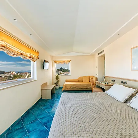 Отель Regina Palace Terme 4*