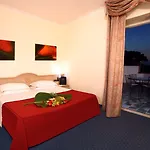 Regina Palace Terme Искья