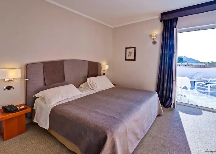 ホテル Regina Palace Terme イスキア島