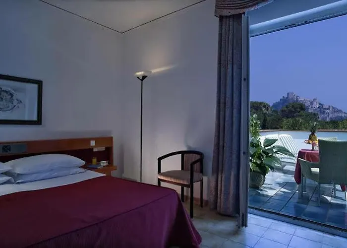 Regina Palace Terme ホテル