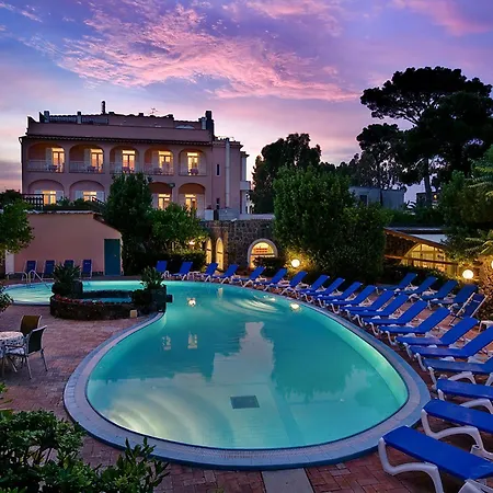 Otel Regina Palace Terme 4*