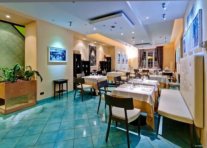 Hotel Regina Palace Terme 4*